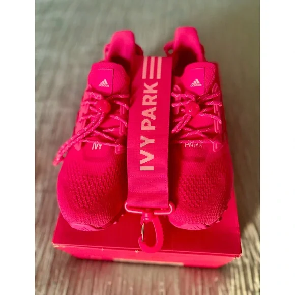 Adidas Ivy Park Ultraboost OG Sneakers - Picture 6 of 9